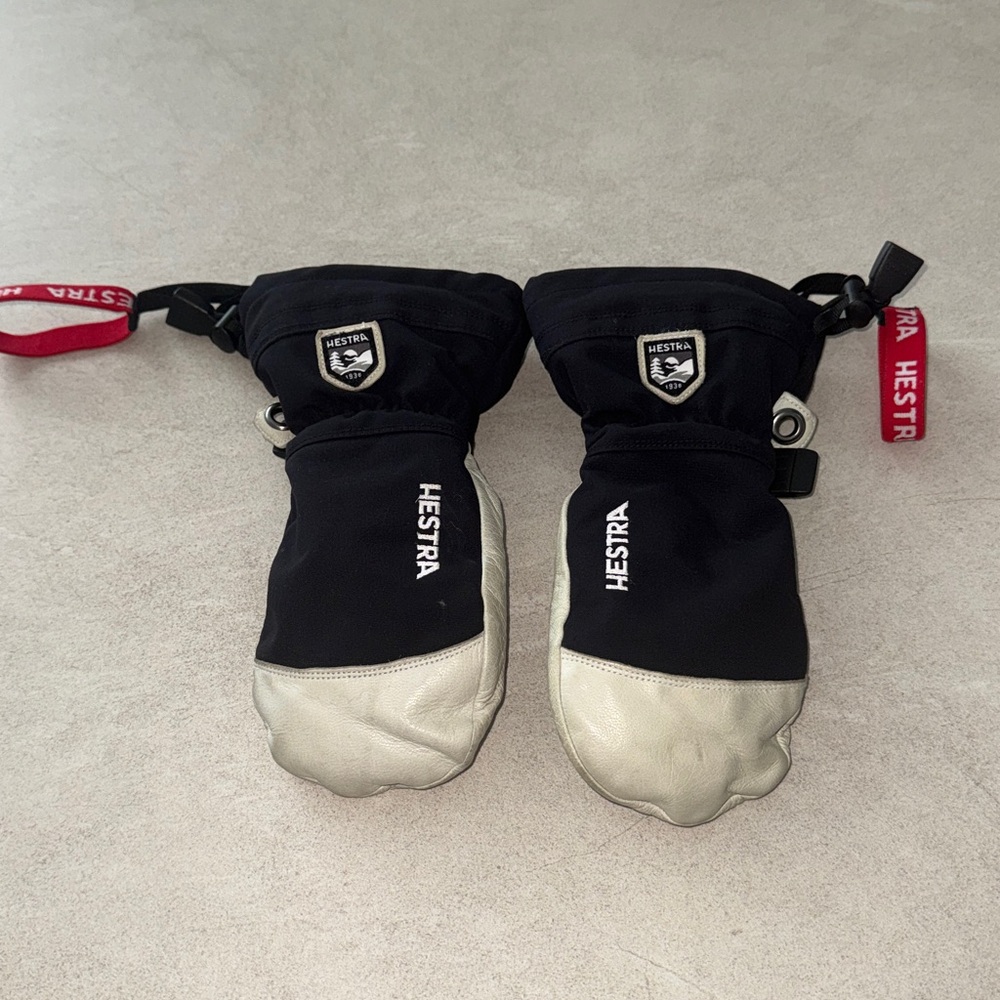 Hestra Black and Cream Mittens size 6